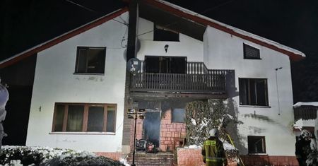 Dom stanął w ogniu. Nie żyje młoda kobieta