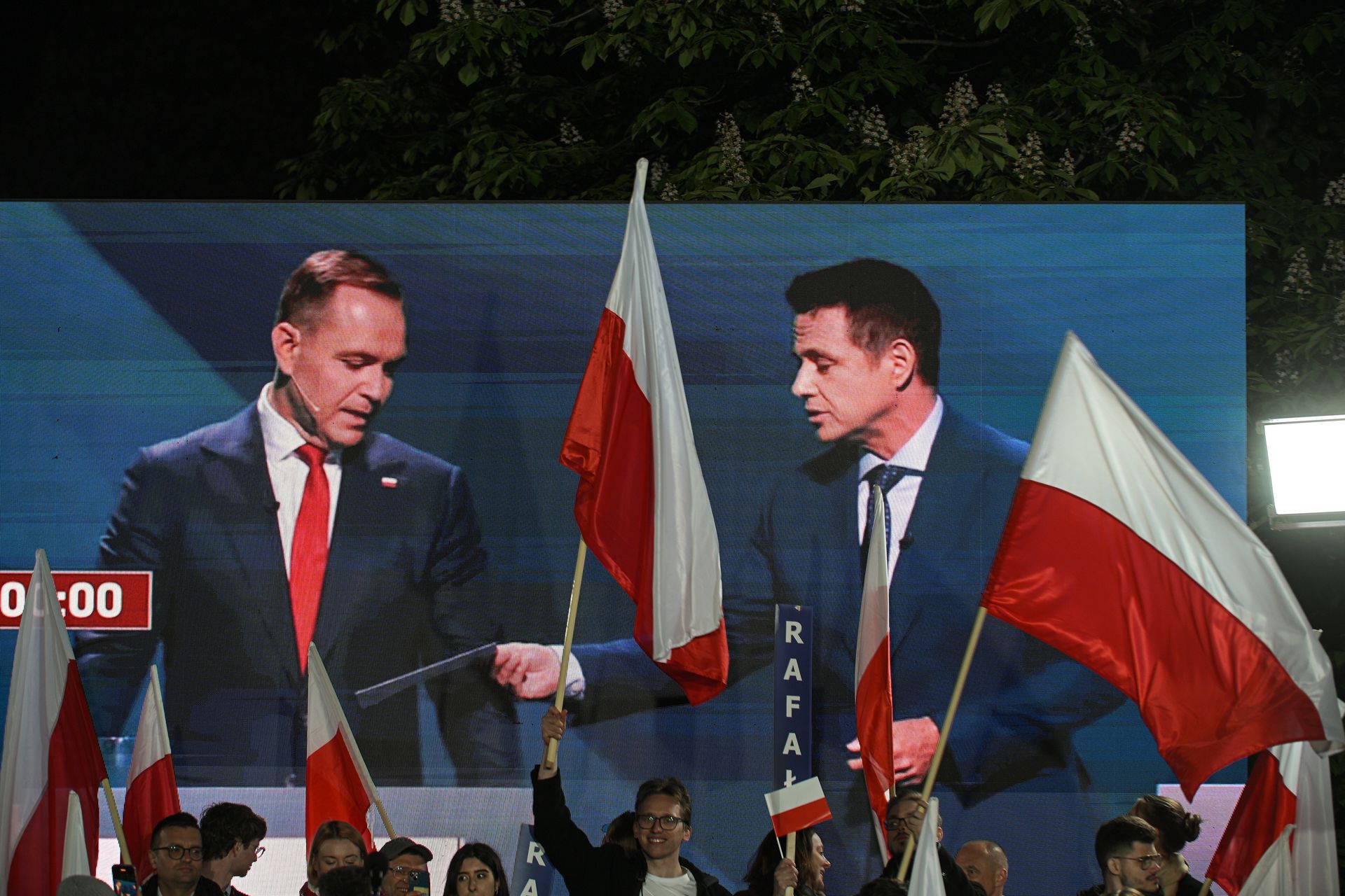 Uczciwy, silny, prawdziwy patriota. Tak Polacy ocenili kandydatów