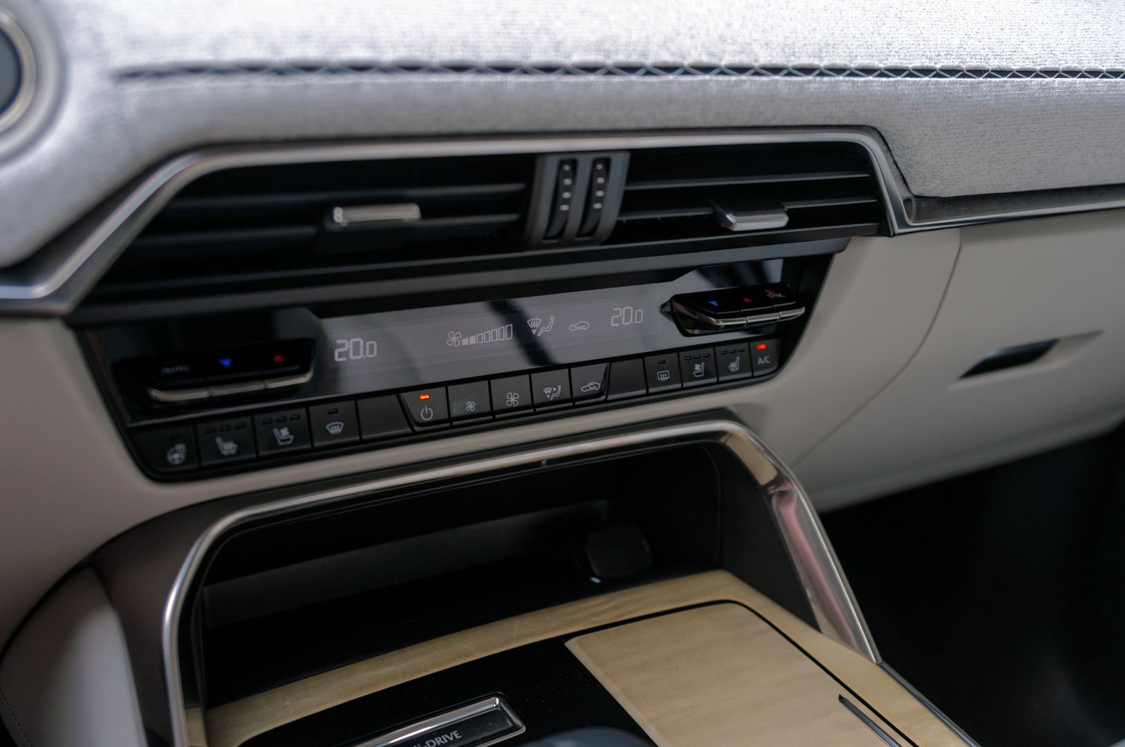 Długodystansowa Mazda CX-60