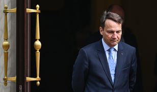 Jak zachęcić Putina do zakończenia wojny? Sikorski ma plan