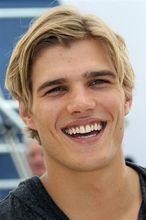 Chris Zylka gnębi Spider-Mana