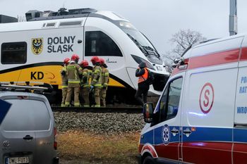 Kłodzko: Pociąg potrącił człowieka na Dolnym Śląsku. Trwa akcja służb