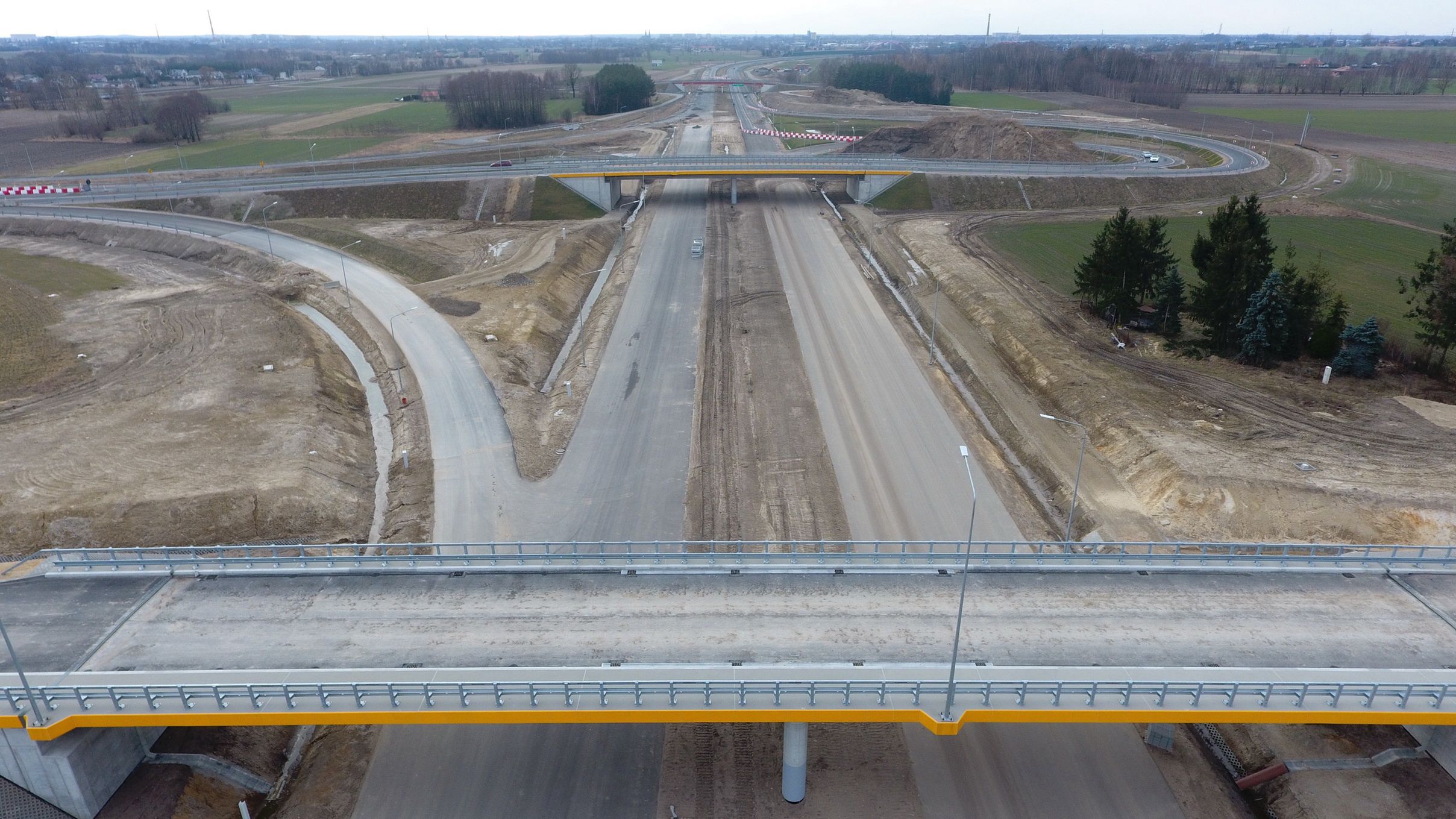 Budowa odcinka drogi S14 Lublinek - Aleksandrów Łódzki, marzec 2022 r.
