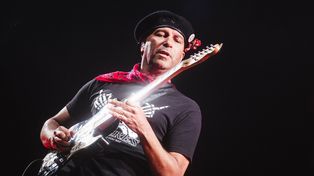 Tom Morello odwołuje koncerty. Wszystko przez 102-letnią mamę