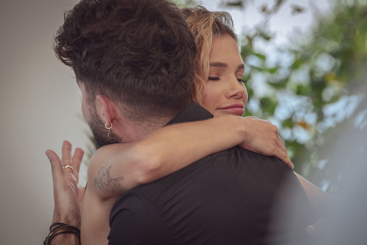 Maja Bohosiewicz jest prowadzącą "Love never lies". Na planie wspiera uczestników, jest przy nich w trudnych chwilach 