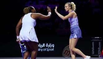 Set do zera w półfinale WTA Finals. Potem faworytki musiały się namęczyć