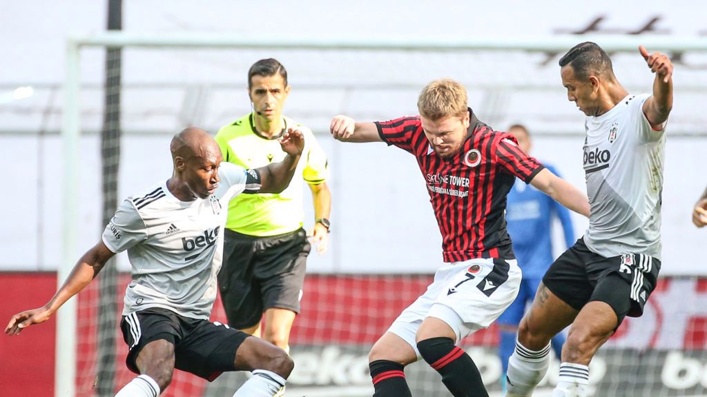 Getty Images / Sebnem Coskun/Anadolu Agency / Na zdjęciu: Dominik Furman (w środku)