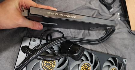 Poprawili fabrykę. Chiński GeForce RTX 4090 już w sprzedaży