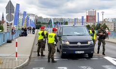 Kontrole na granicach przedłużone. Jest decyzja