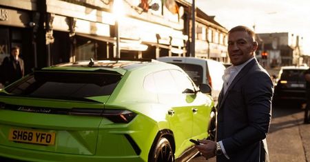 Lamborghini Conora McGregora może być twoje. Gwiazdor dorzuca też pieniądze