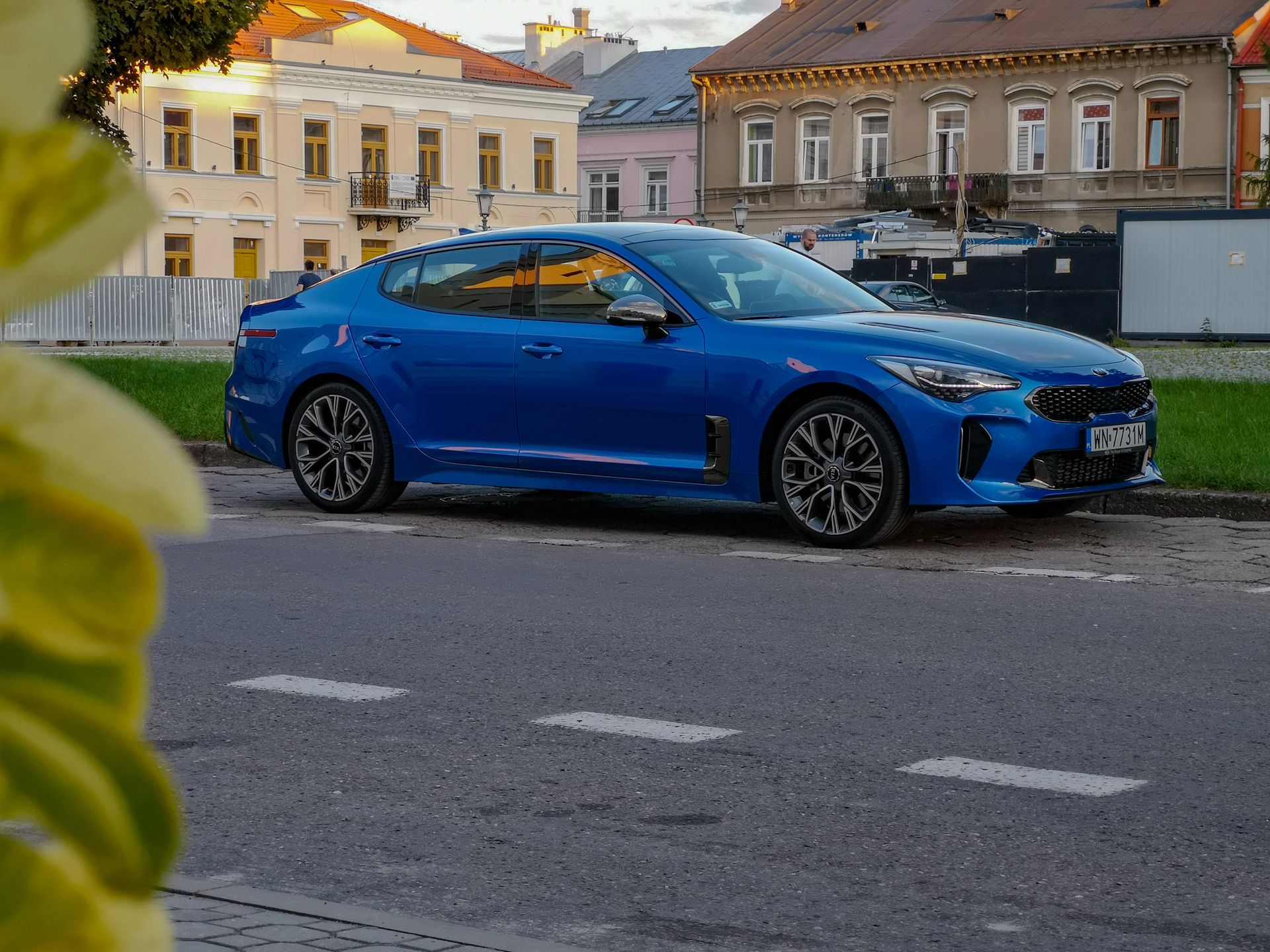 Krótki test Kia Stinger GT Line: Wspomaganie parkowania i audio Harman Kardon 2