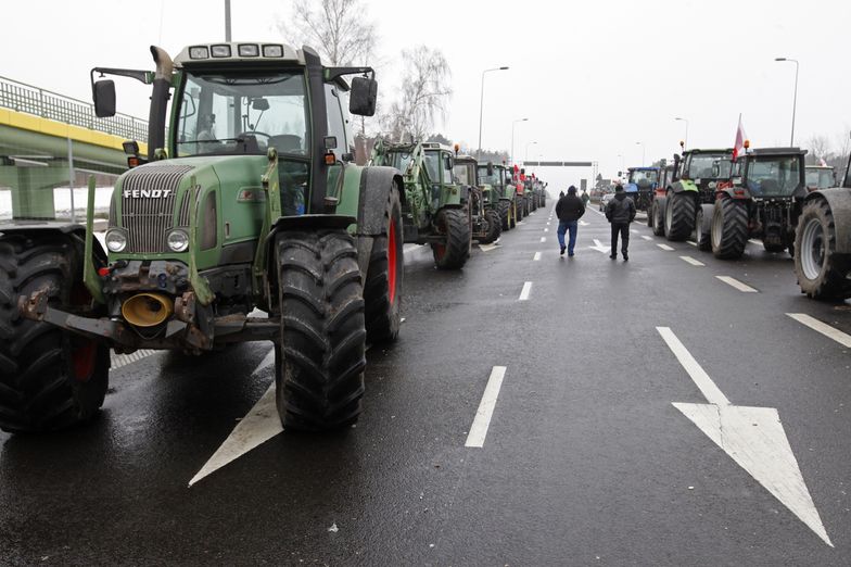 Strajk rolników w Warszawie. "Marsz gwiaździsty" do stolicy już dzisiaj