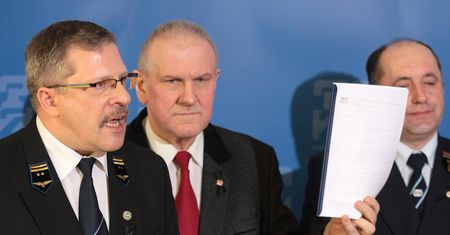Katastrofa kolejowa. Związkowcy grożą skargą do Brukseli