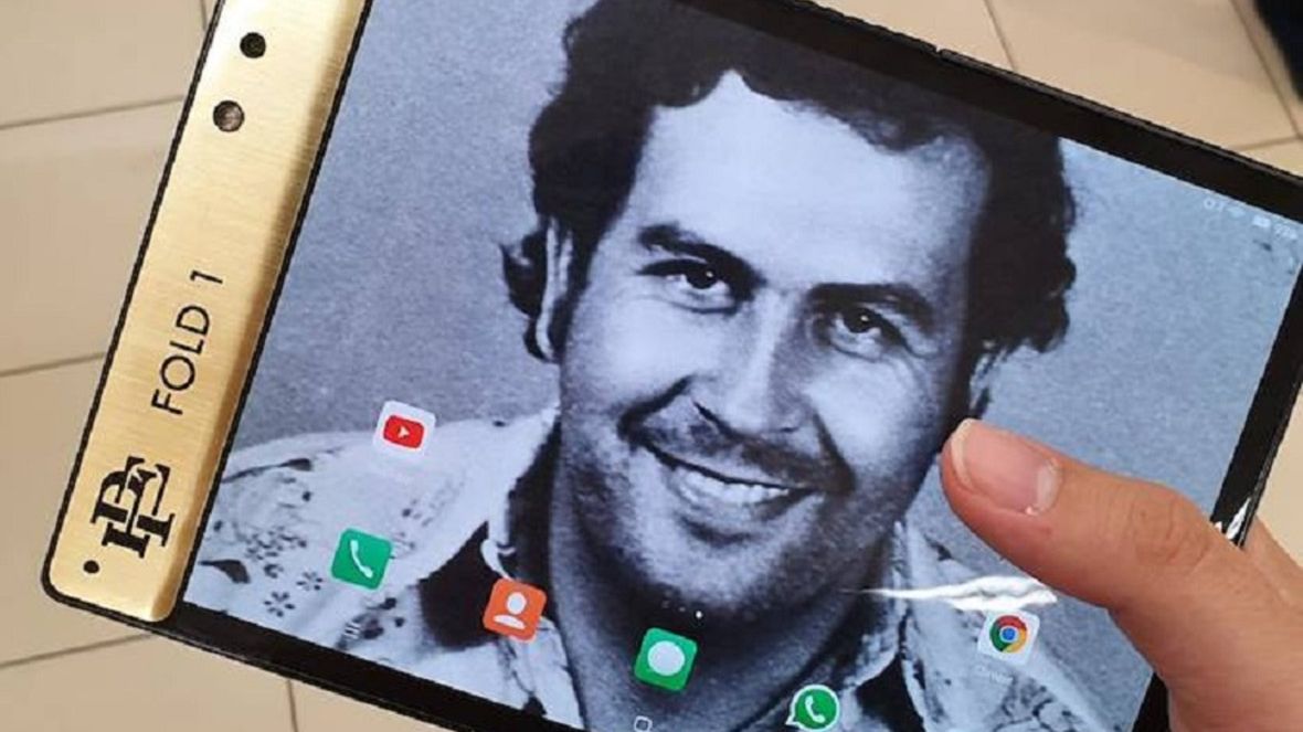 Escobar Fold 1: prawda o składanym smartfonie brata barona narkotykowego 1