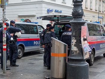 Zamurował 99-letnią matkę w piwnicy. Austriak wpadł w Dubaju