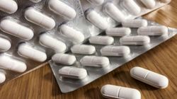 Nowy lek szansą na dłuższe życie dla pacjentów z rakiem jelita grubego. Spowalnia nawroty guzów