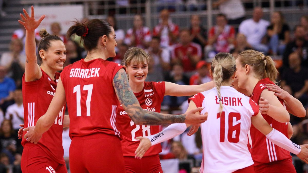 WP SportoweFakty / Justyna Serafin / Julita Piasecka (w  środku) w barwach reprezentacji Polski