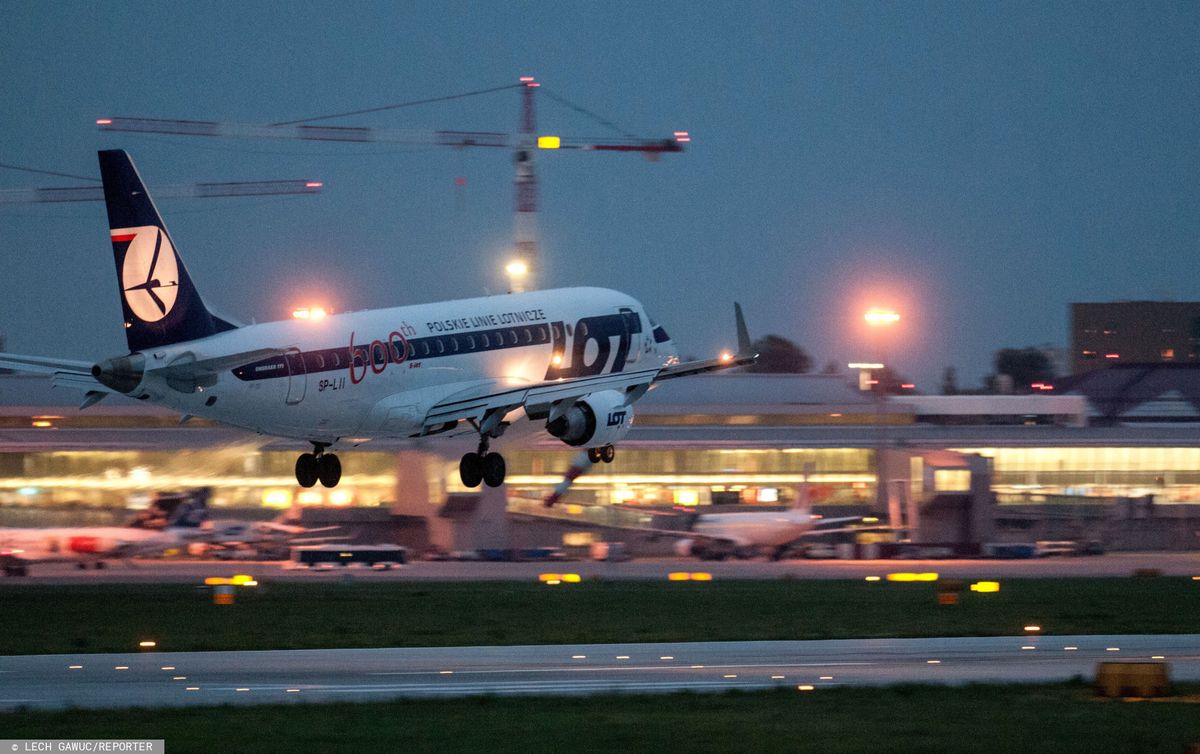 Warszawa. Okęcie. Samolot lecący do Katowic został zawrócony na lotnisko