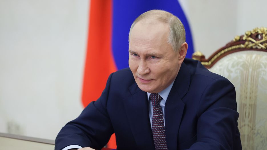 Russian President Vladimir Putin meets with finalists of the Class Topic! TV project and winners of the Teacher of the Year competition via videoconference at the Kremlin in Moscow, Russia, 03 October 2024. EPA/MIKHAIL METZEL / SPUTNIK / KREMLIN POOL MANDATORY CREDIT Dostawca: PAP/EPA.