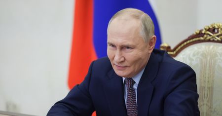 Mandarynki za soczewicę. Putin zgodził się na kompromitującą umowę