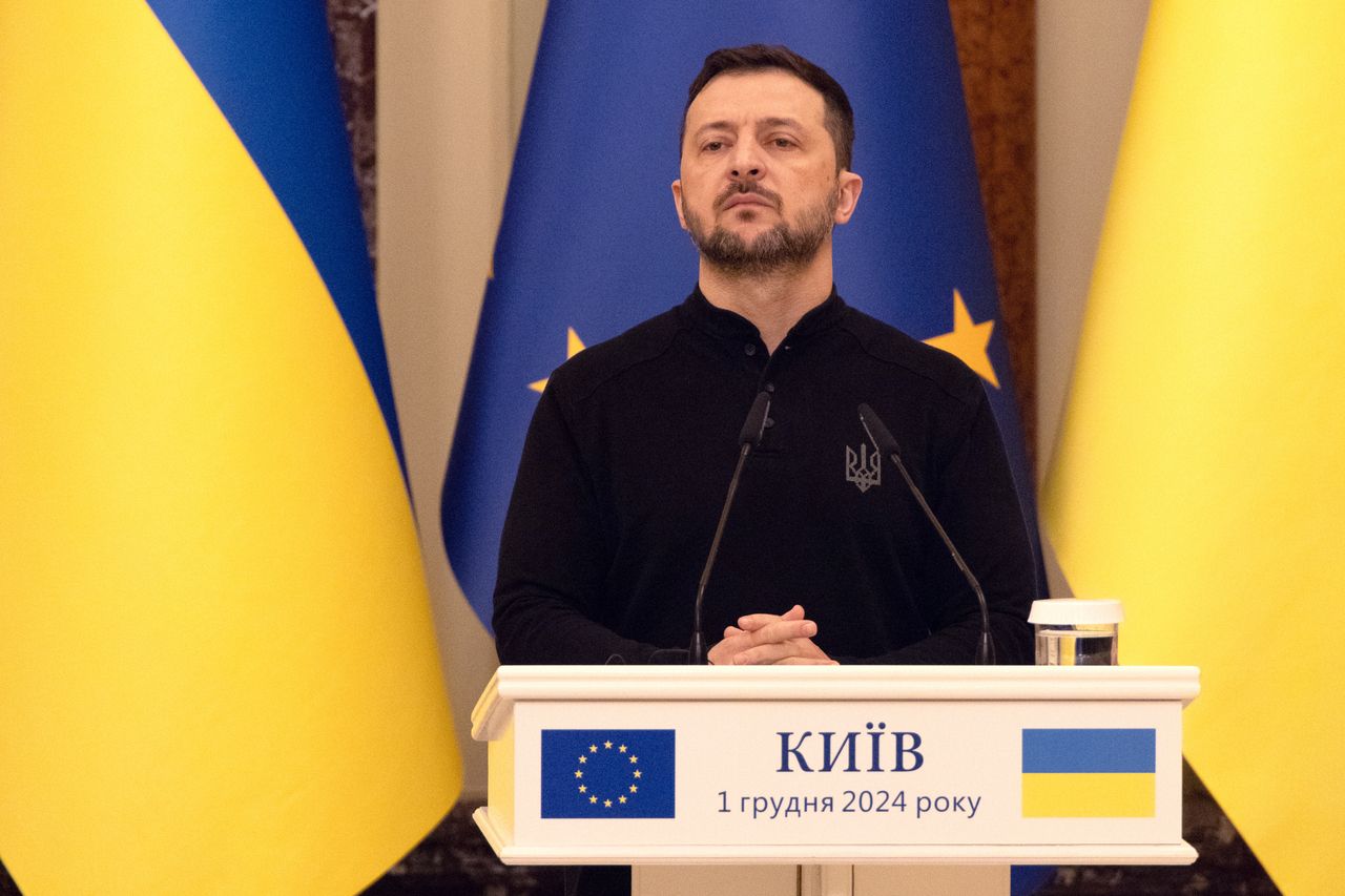Volodymyr Zelensky speaks about peace in 2025.