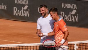 Mistrzostwa Polski w tenisie: Daniel Michalski odprawił Michała Przysiężnego. "Jedynki" pewnie w II rundzie