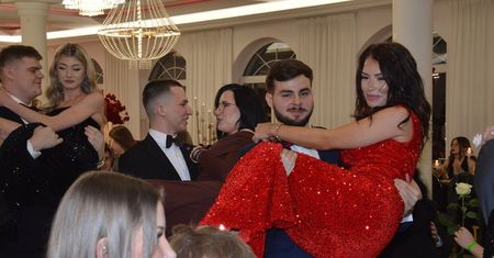 Stalowa Wola: Studniówka ZS im. porucznika Józefa Sarny w Gorzycach