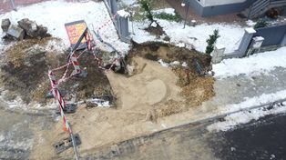 Olkusz: Zapadlisko przy domu to "pamiątka" po dawnym górnictwie? Takich dziur w mieście mogą pojawić się dziesiątki