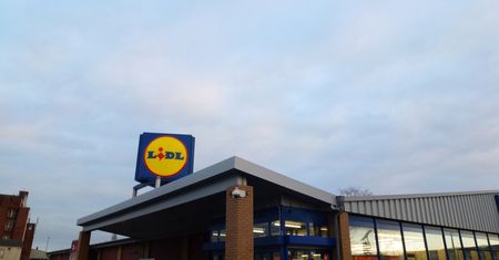 Niemieckie dyskonty ruszyły na podbój. Wal-Mart odpiera atak Aldiego i Lidla