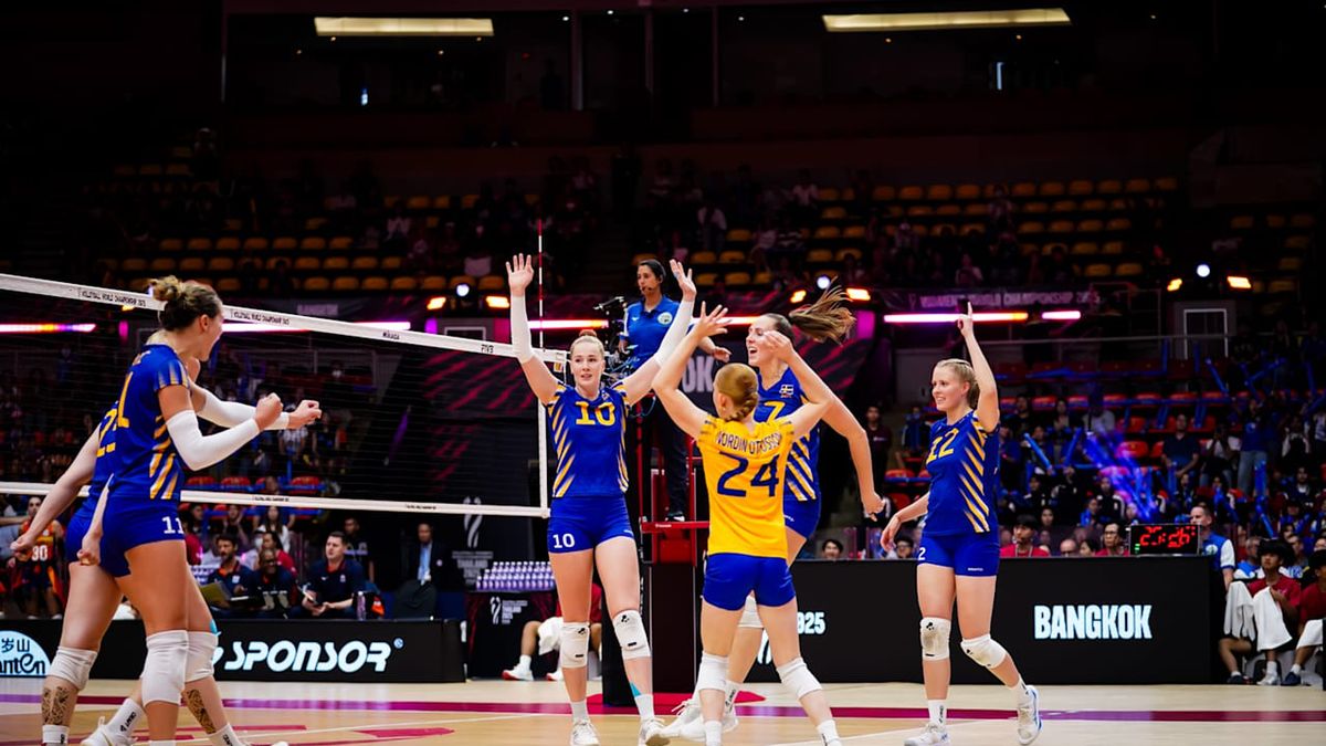 Materiały prasowe / VolleyballWorld / Reprezentacja Szwecji zdobyła pierwszy punkt na MŚ 2025