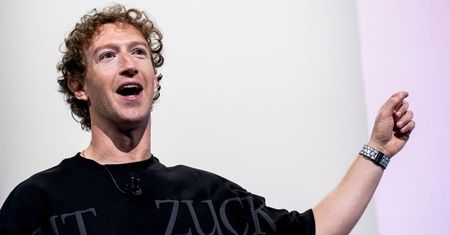 Zuckerberg idzie śladami Muska. Media: "stchórzył przed Trumpem"