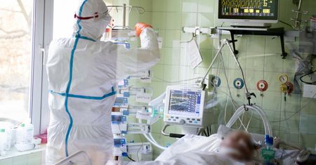 Koronawirus w Polsce. Raport Ministerstwa Zdrowia. Znów kilka tysięcy nowych przypadków COVID-19 [12.02]