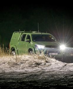 Migranci płynęli pontonem. Pomogły im służby białoruskie