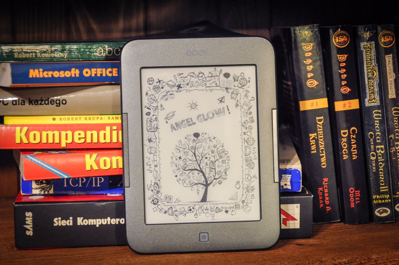 Czytnik ebooków Onyx BOOX i62 HD Angel Glow dla nocnych marków