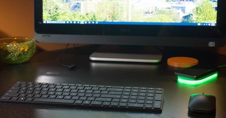 Nowa klawiatura i myszka Microsoftu nie pasują do brzydkiego Windows 10