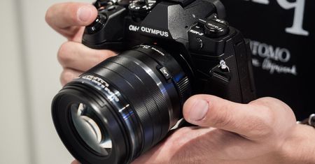 Olympus OM-D E-M1 Mark II w sprzedaży od grudnia 2016. Znamy polską cenę