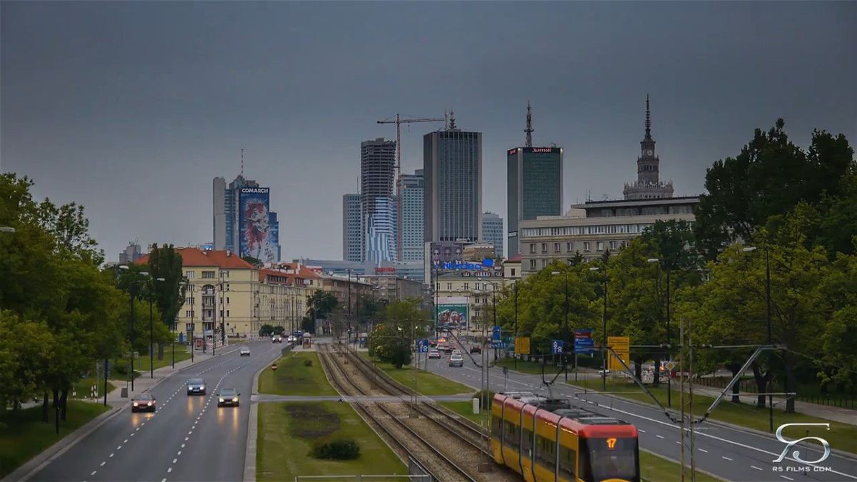 Warsaw Motion Timelapse (niesamowity film!)