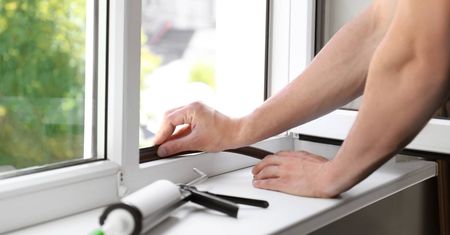 Szybki remont przed jesienią. 7 drobnych napraw, które poprawią komfort