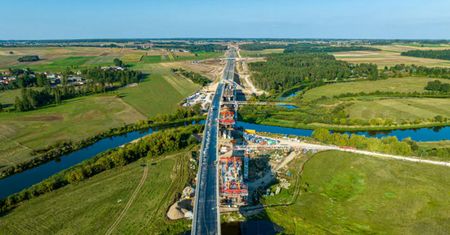 Budowa supertrasy w lesie. Łotwa się ociąga, Estonia zirytowana