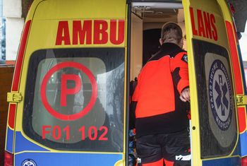 Tragedia w Ostródzie. 14-latka potrącona przy przystanku