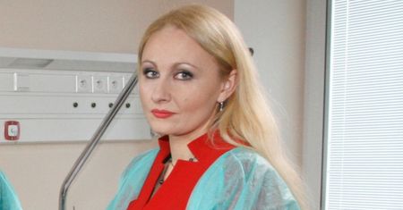 Występuje w serialach. Nosi nietypowe w Polsce imię
