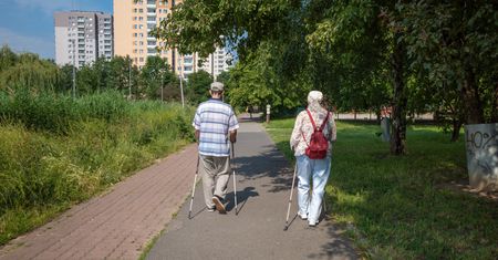 Emerytury 2024. Rząd kombinuje przy podwyżkach