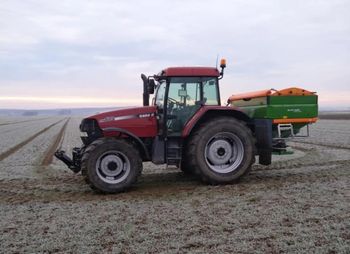 Zimowe nawożenie potasem: jak wykorzystać chłód do odbudowy zasobności gleby