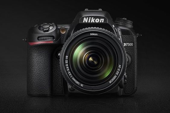 Nikon D7500 - nadchodzi mniejszy brat flagowej lustrzanki Nikona