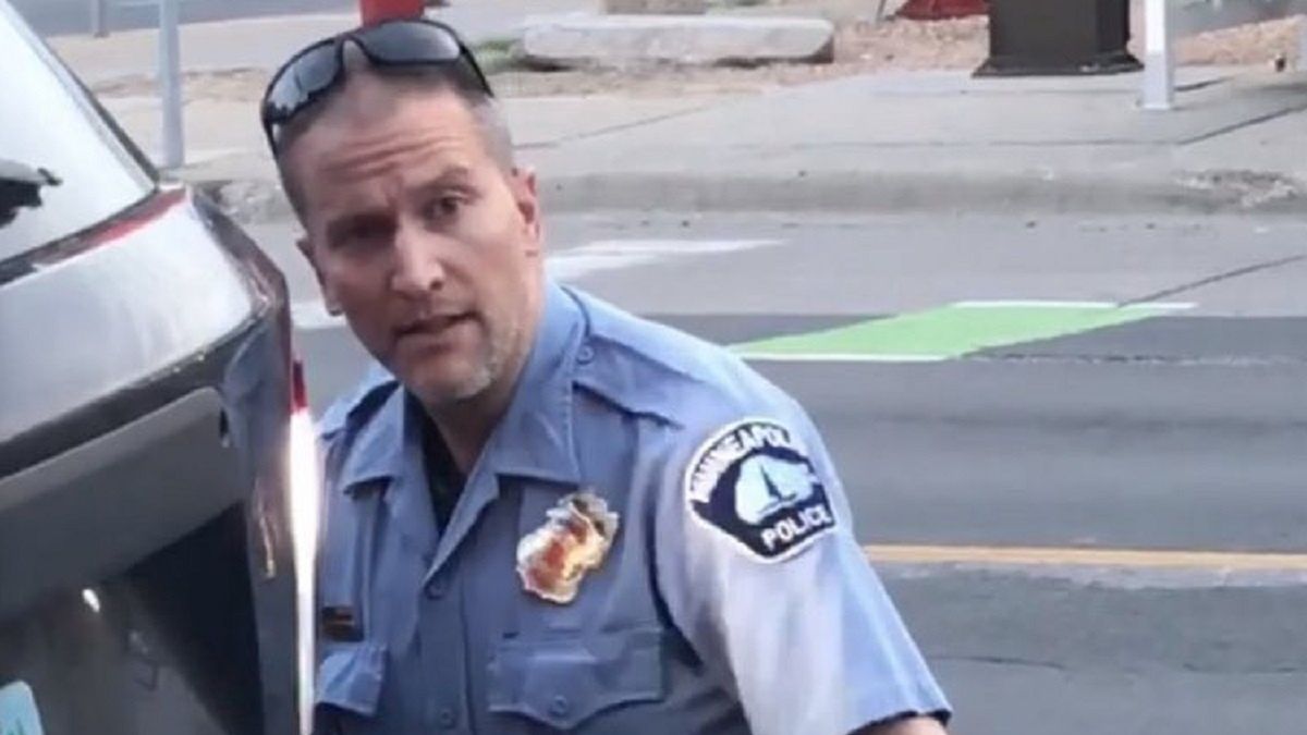 Policjant oskarżony o morderstwo George'a Floyda poprosił sędziego o oddalenie zarzutów