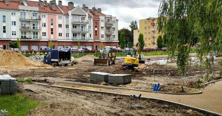 Ostróda: Postępują prace przy budowie strefy rekreacyjnej przy Drwęcy