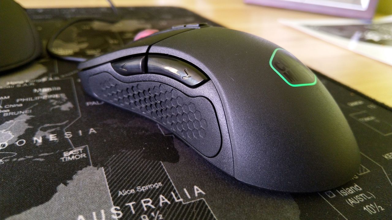 Cooler Master MASTERMOUSE MM530 — gryzoń szyty na miarę prawdziwego gracza