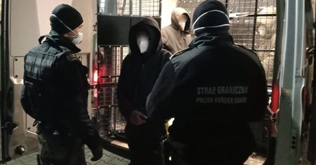 Śląskie. Przebyli tysiące kilometrów, wpadli w Polsce