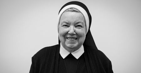 Zmarła siostra Anastazja. Polacy pokochali jej przepisy na ciasta i sałatki
