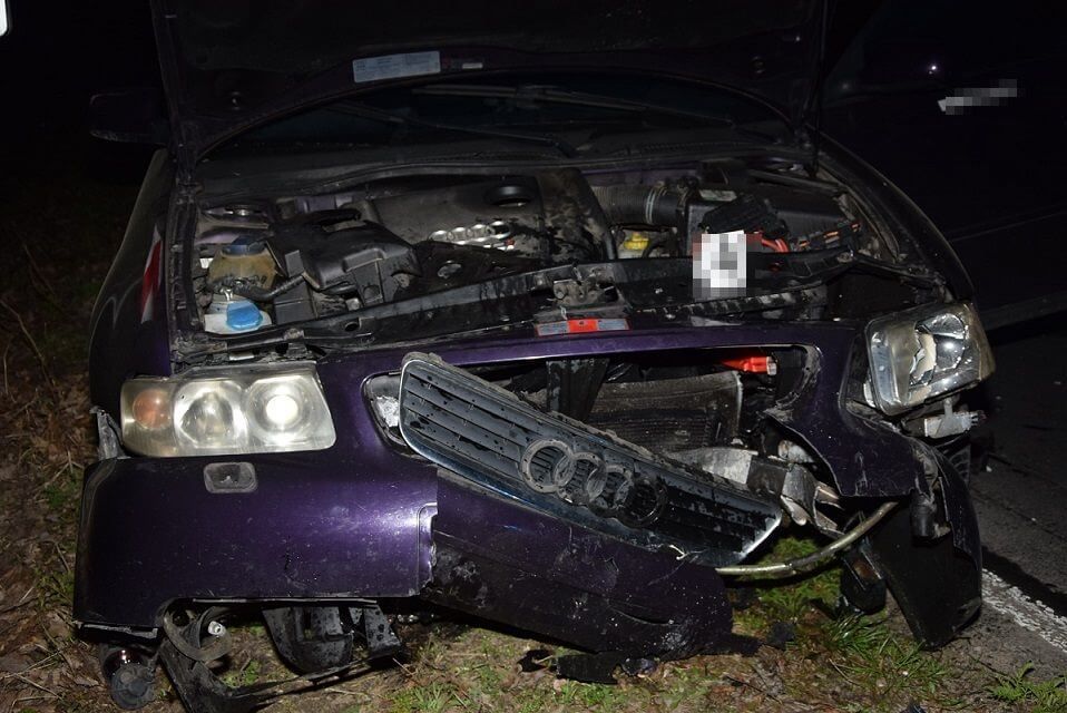 rozbite audi, wypadek